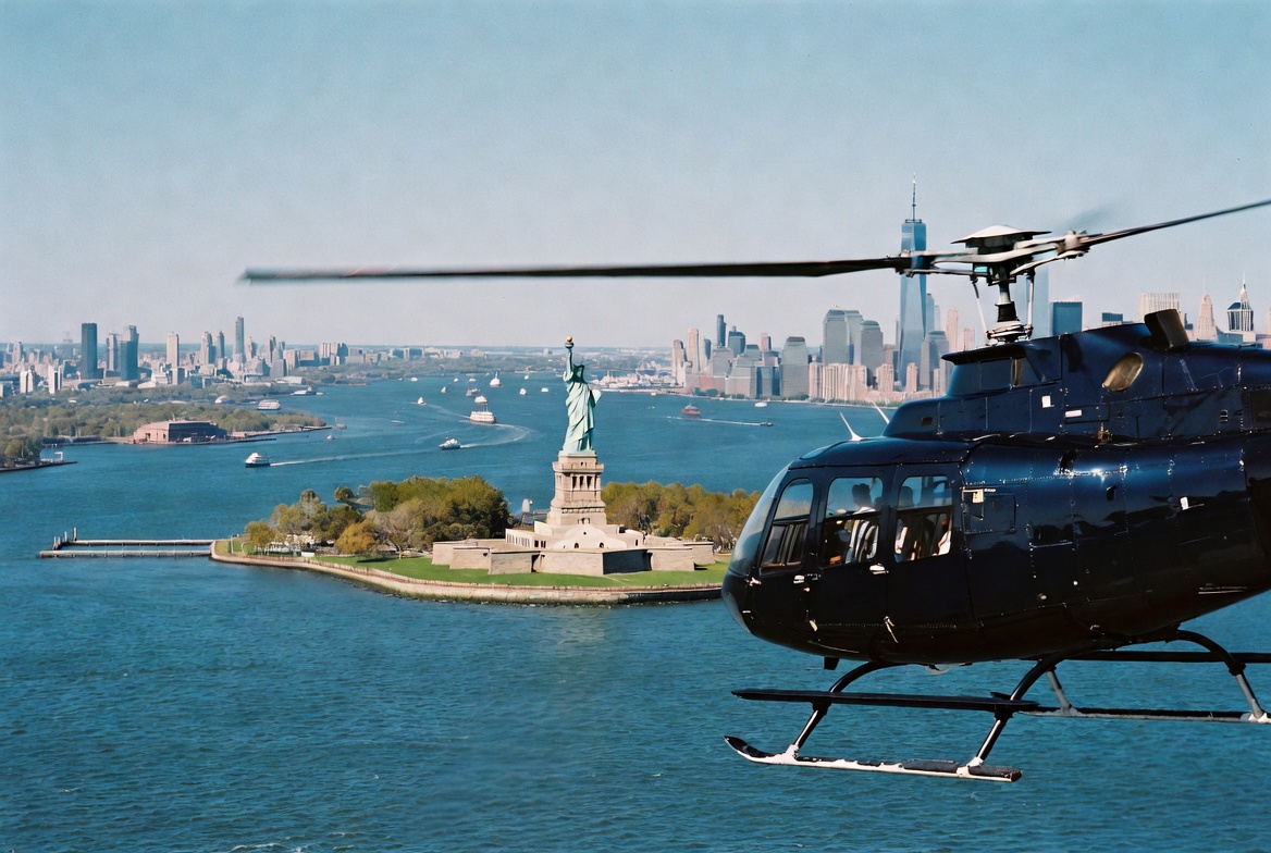 NYC Helicopter Tour & Statue of Liberty